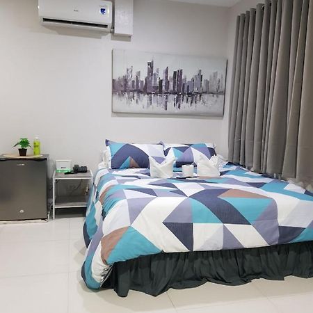 Skymagz 812 At Cityscape Residences Bacolod Bagian luar foto